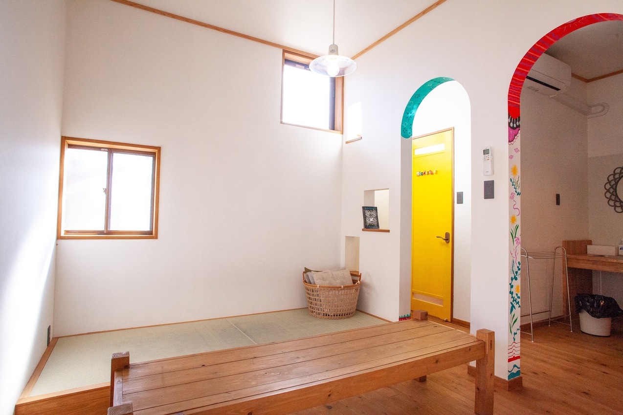 1日1組の貸切宿【日本酒4合甁1本付きプラン】ゲストハウスまる〜祐徳稲荷神社と温泉近くの宿〜