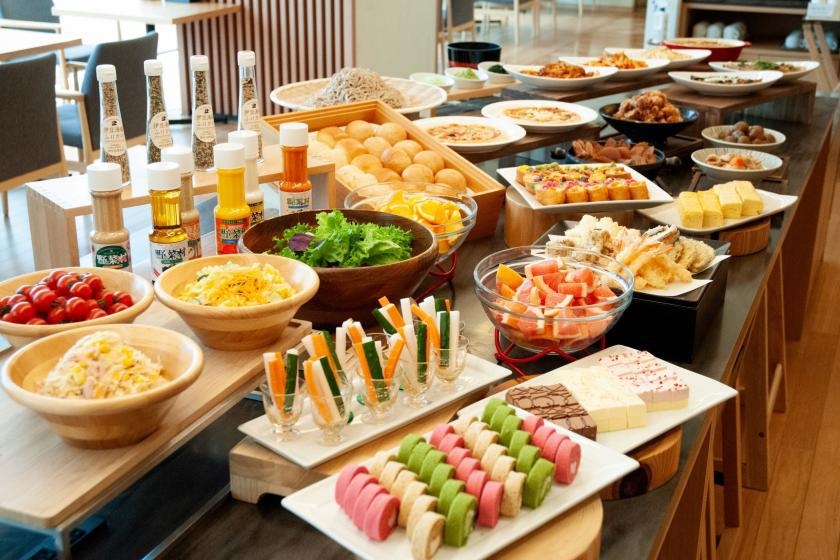 【夕・朝食付】ビュッフェと温泉をセットで楽しむ！２食付きプラン