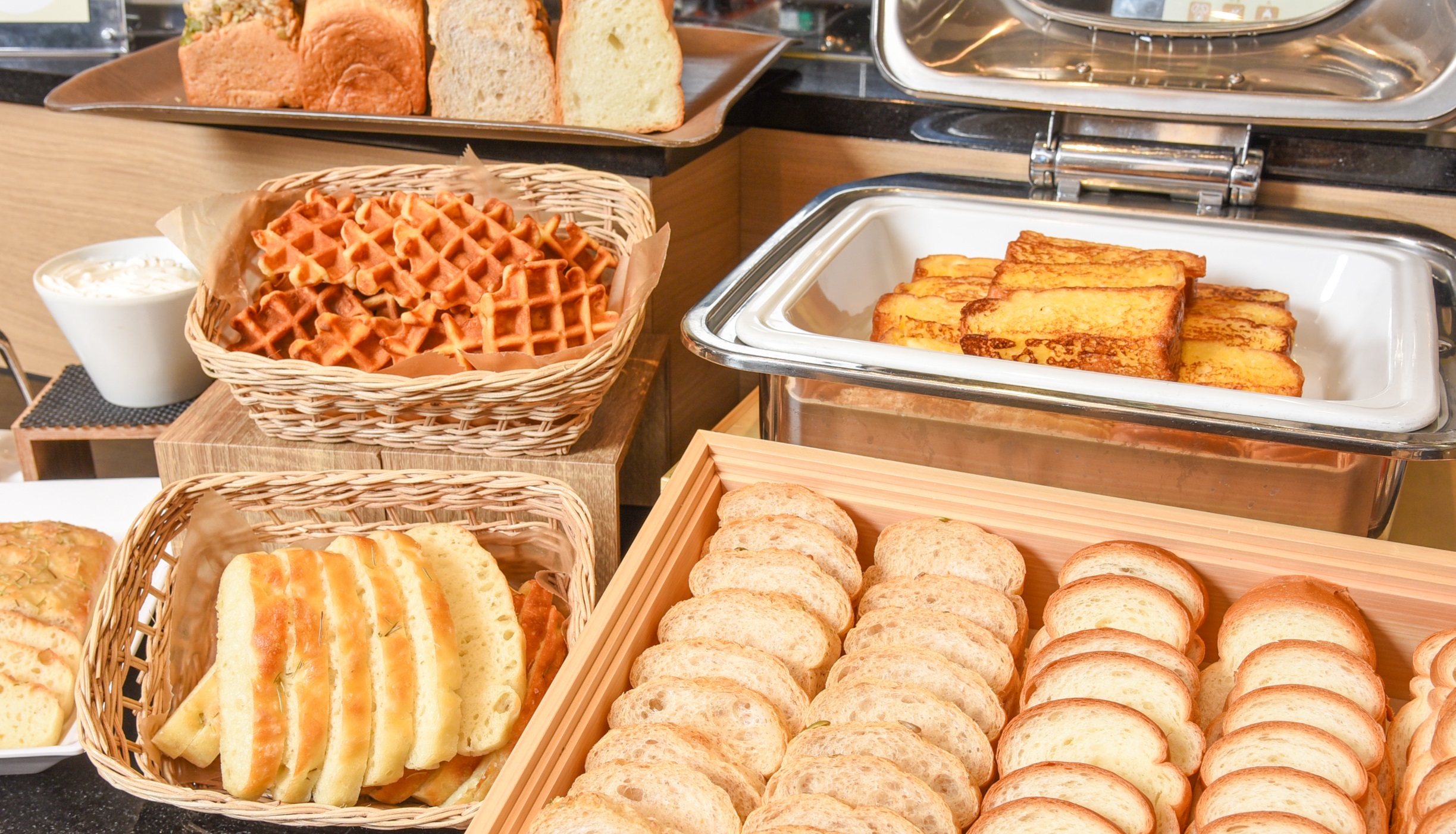 プットフル自家製パン、いろんな種類を楽しめます