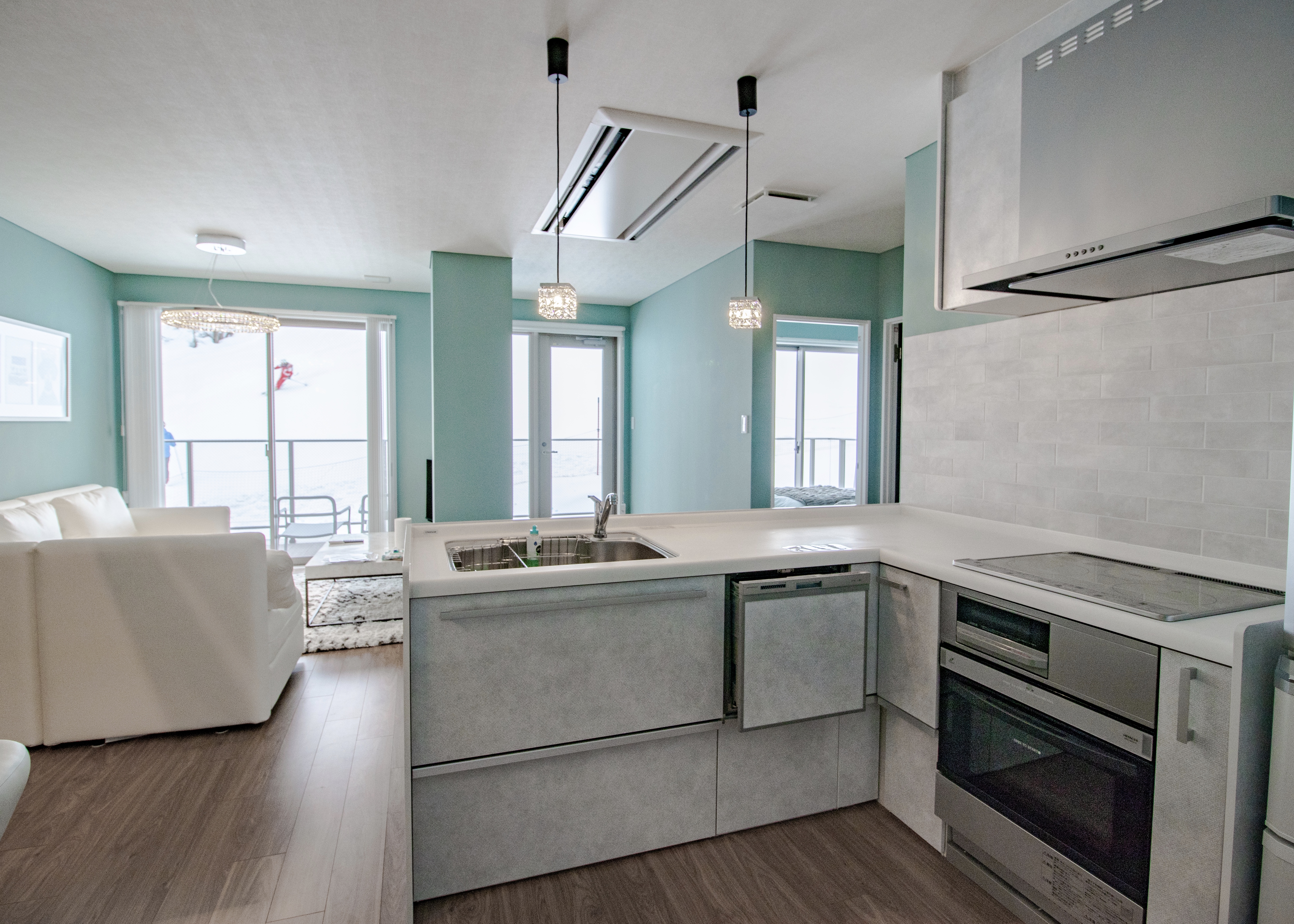 マウンテンサイドバルコニー付き2寝室２バスペントハウス　キッチン