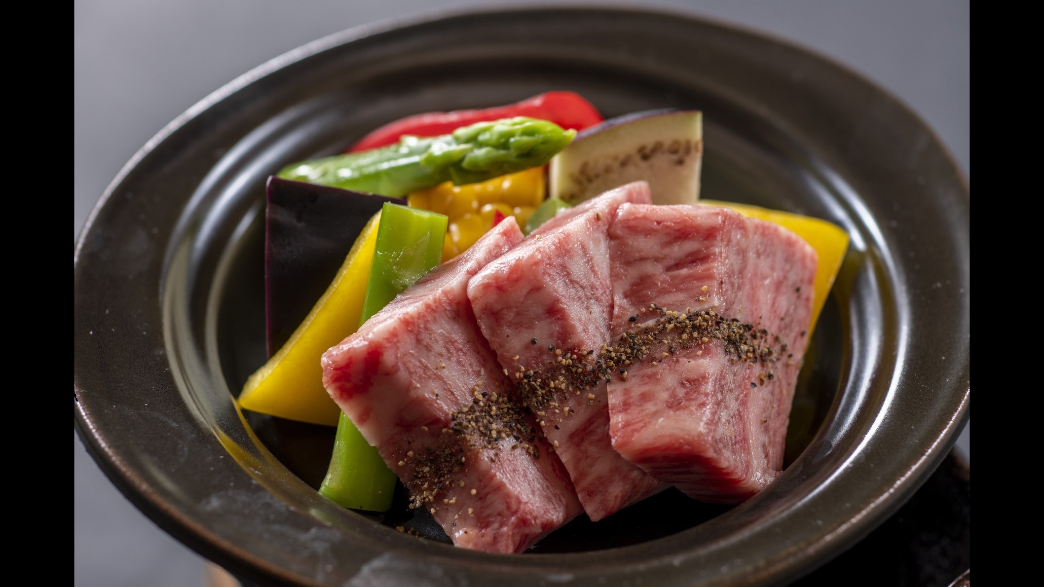 【開業★6周年】料理長厳選一品料理☆黒毛和牛を溶岩焼きで堪能★日頃の感謝還元★謝恩プラン♪