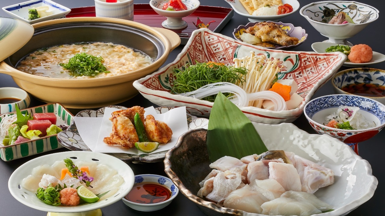 【冬季限定】冬の味覚「3年とらふぐ」に舌鼓★旬を感じる大人の美食旅≪ふぐ料理5品≫