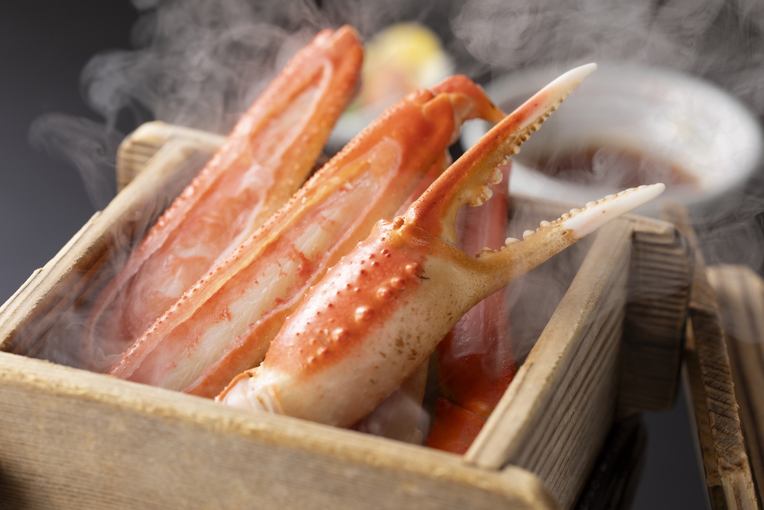 【開業7周年記念】ふっくらほくほく！素材の旨みをギュッと閉じ込めた冬の味覚《蟹のせいろ蒸し付》