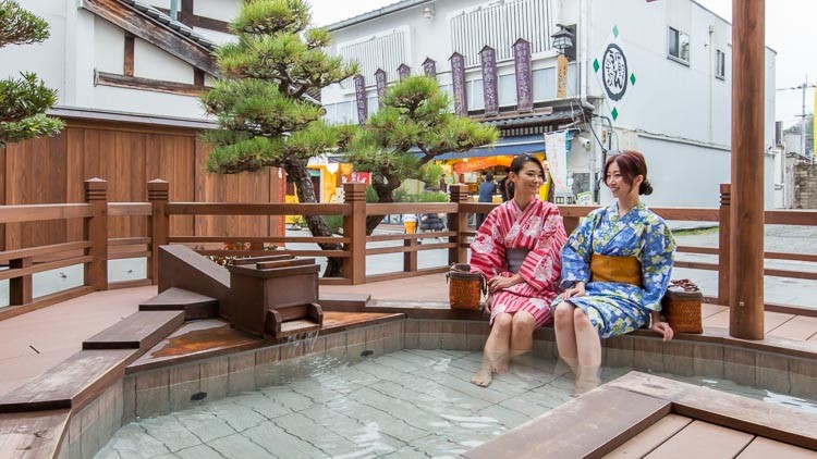 【直前割】☆夕食時間は宿におまかせ☆無料サービス充実のお宿にお得に宿泊♪