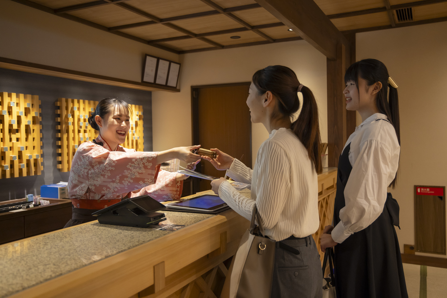 【開業6周年記念】〈第3弾〉おひとり様18，000円〜★価格重視のお得旅！≪お部屋タイプお任せ≫