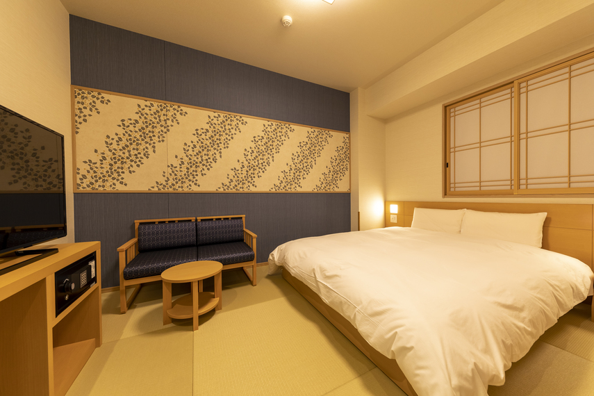 【クイーンルーム◆17.78㎡ ベッド幅:160cm×195cm】