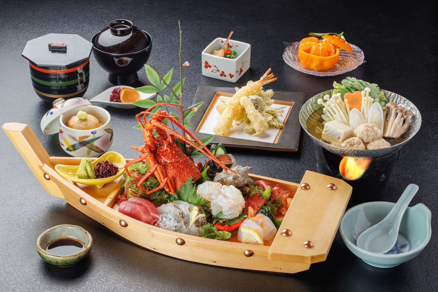 1月〜3月限定！伊勢海老一尾付！お一人様舟盛りと春野菜付旬菜会席