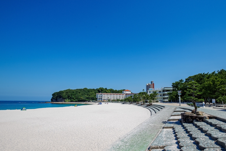朝8：30から駐車場1台分確約！客室利用＆温泉＆夕食付！渋滞知らずの日帰り海水浴