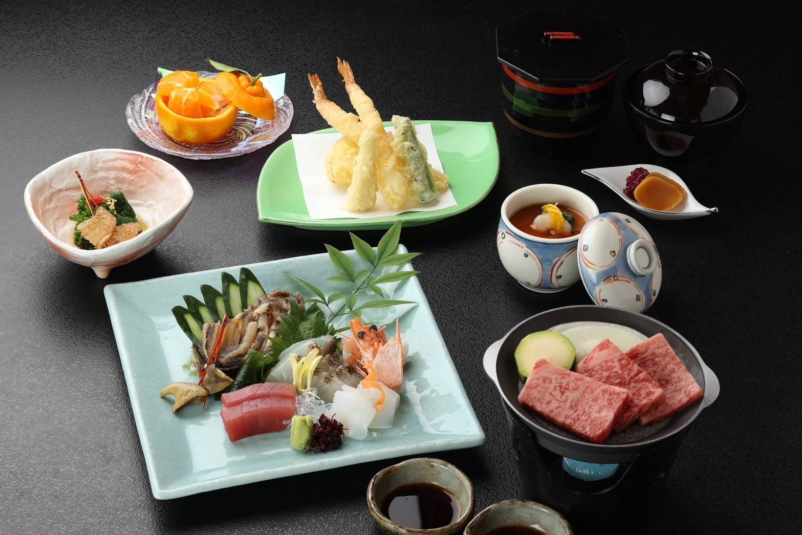 あわびと熊野牛がメインの特別プラン