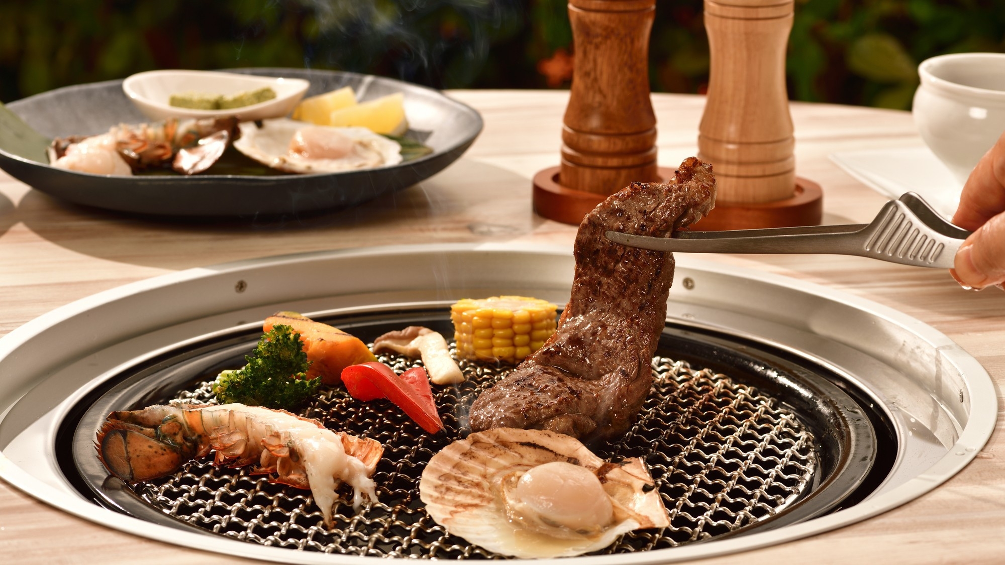 【夏期限定・連泊／BBQ1回付】収穫体験＆プールサイドバーベキュー ＜朝食付き＞