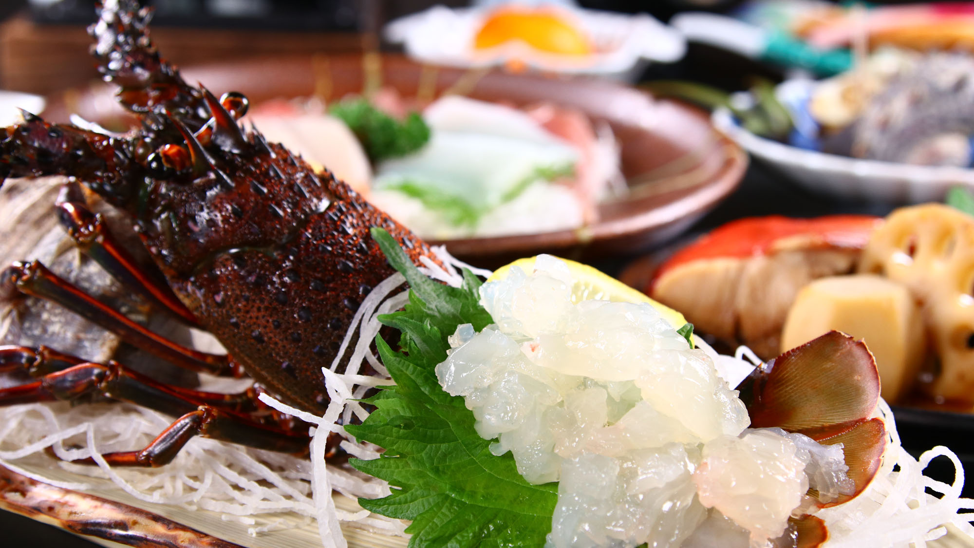 夕食◆プリッとした身が食欲を誘う伊勢海老*