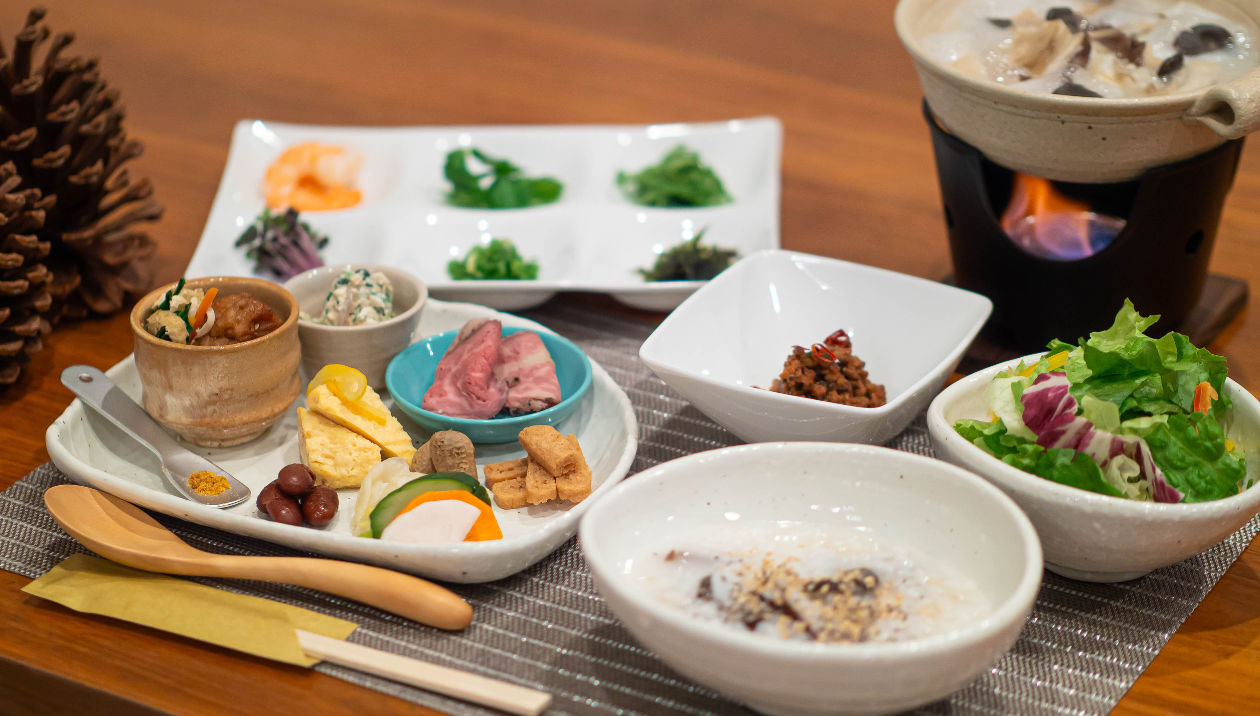 【1番人気】料理長こだわりのジビエきのこ鍋＆プレミアム牛豪華肉会席◆貸切露天風呂無料♪