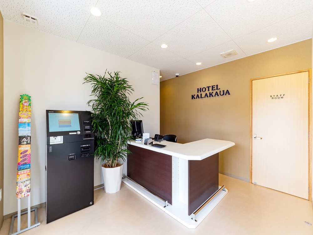 ホテルのフロントです。フロント対応時間：AM7:00～PM11:00