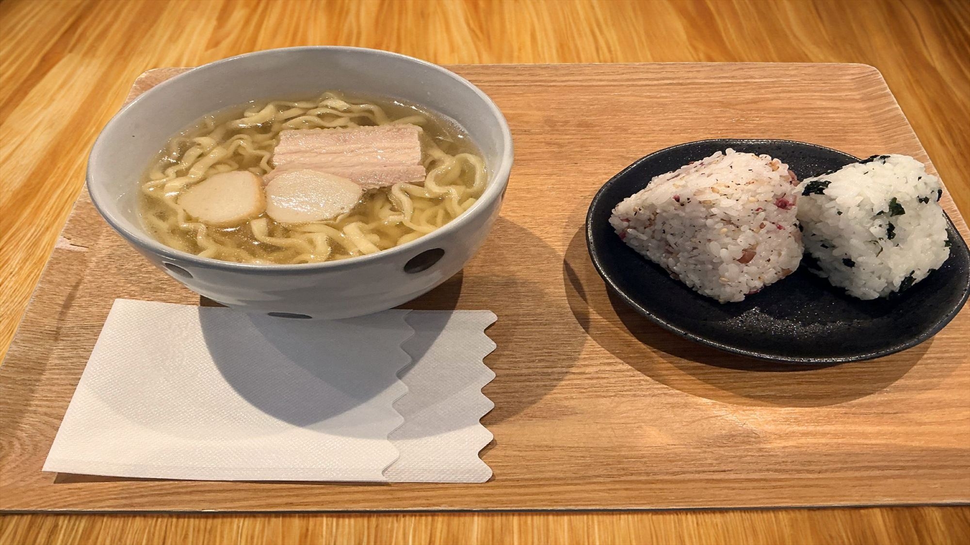 【月〜木の平日限定プラン】ビジネス・観光に最適★日替わり朝食で元気が出る朝を♪【朝食付】