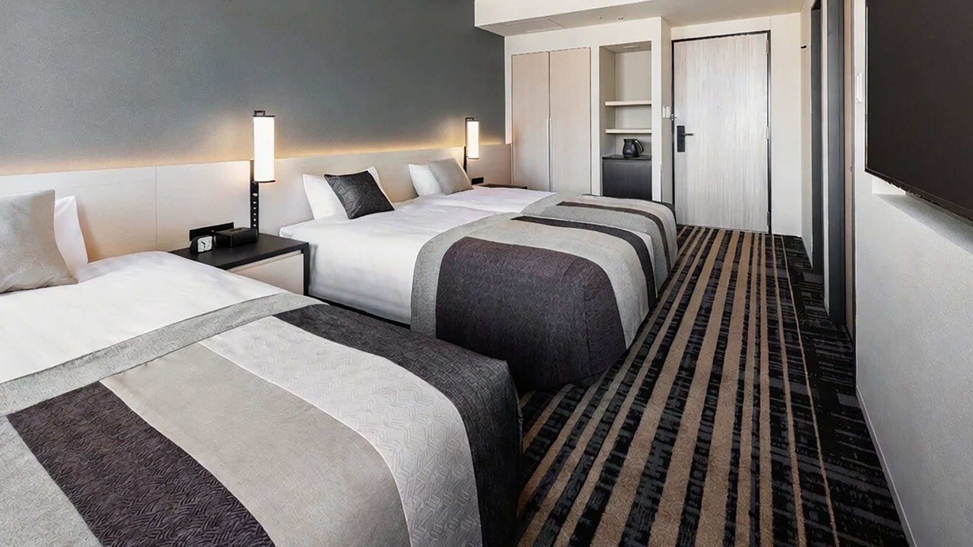 【12～29階】デラックストリプル（33.0平米）