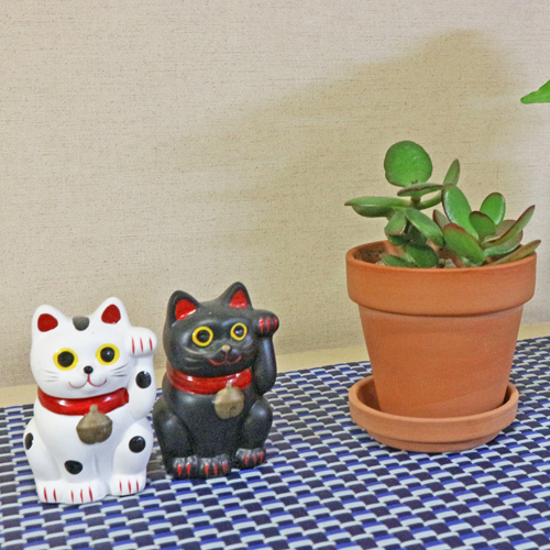 *【館内】「いらっしゃいませ♪」かわいいまねきねこがお出迎え！