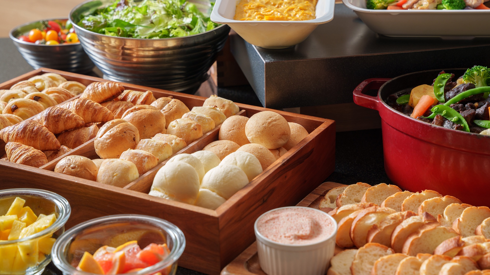 朝食ビュッフェ