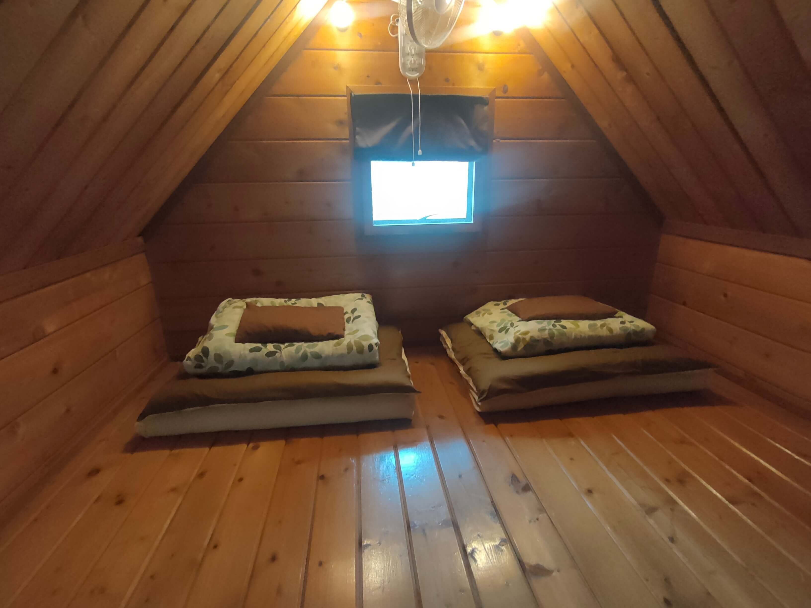 2名用タイニーログハウス