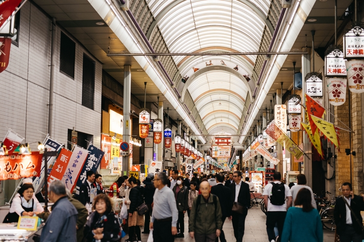 地元グルメが揃う商店街