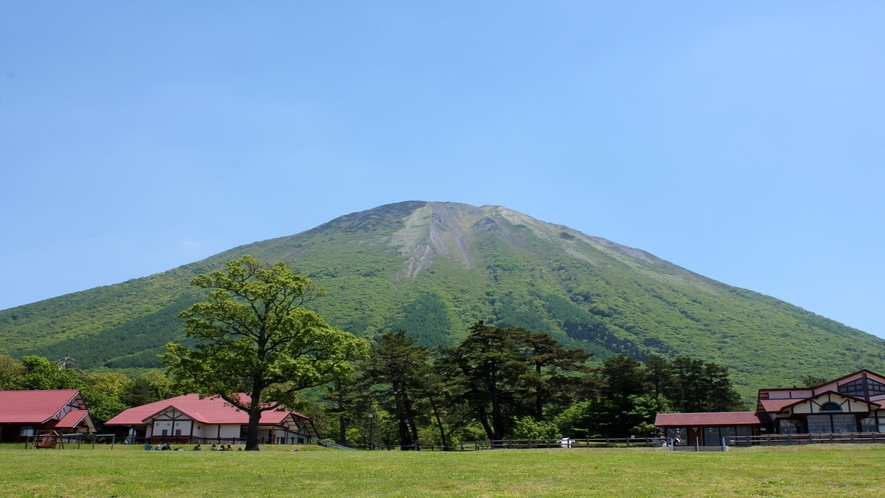 写真提供：鳥取県　大山