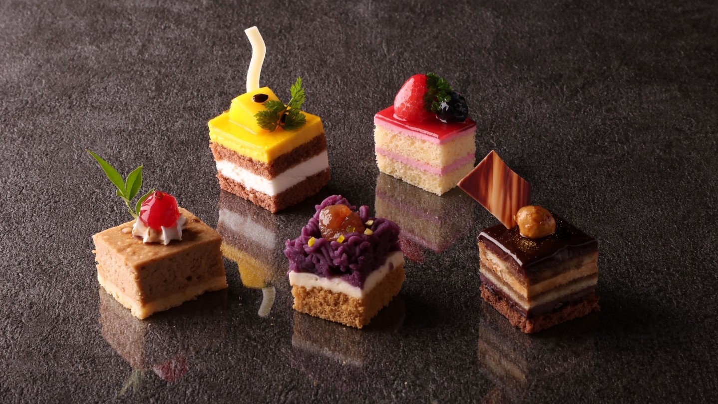 【秋冬SALE】新客室｜那覇市内最大級のクラブラウンジでワンランク上の滞在体験を