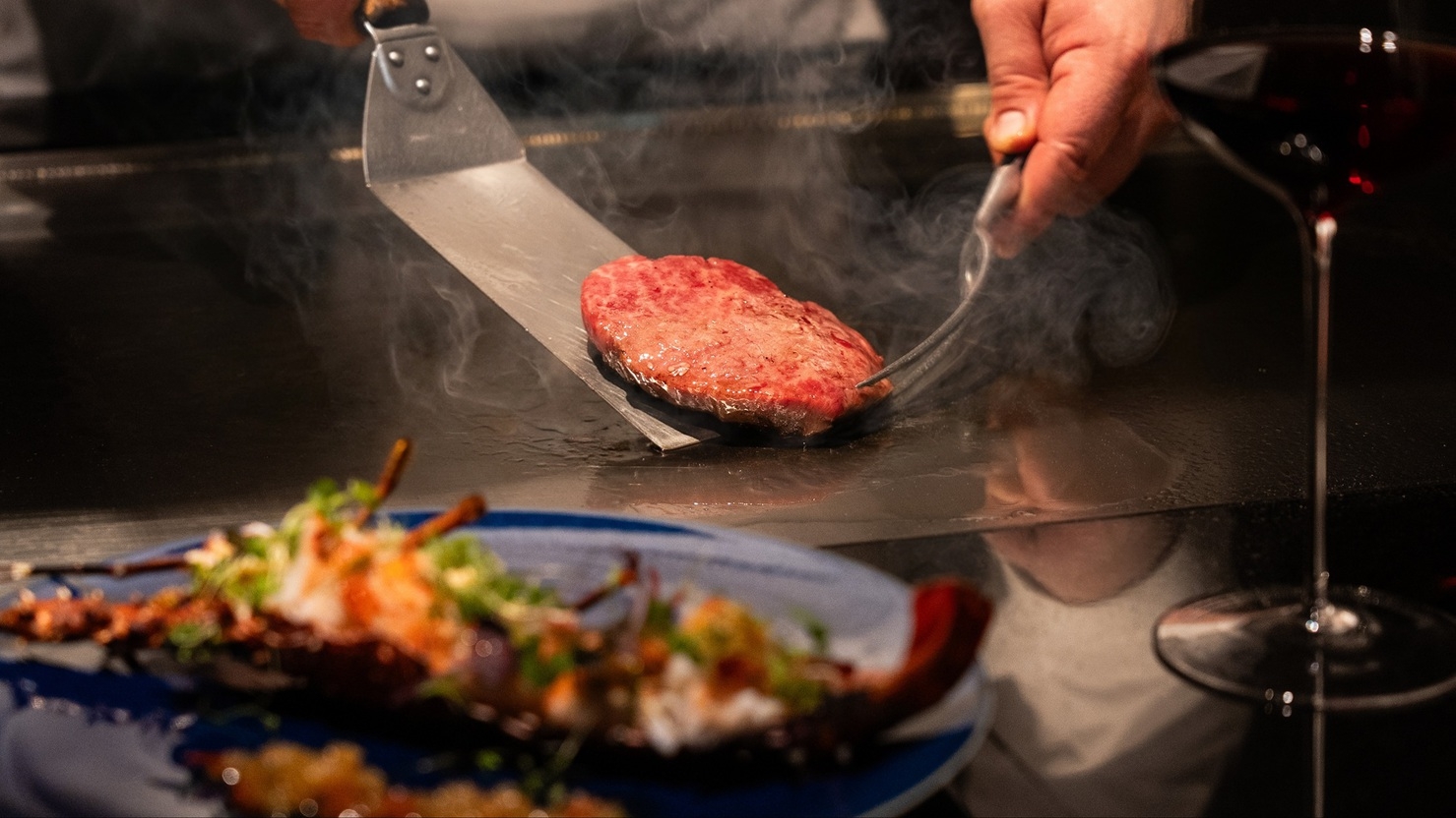 【鉄板焼 泉崎 オープン記念】県産黒毛和牛と神戸ビーフの食べ比べ｜ディナーコース＜クラブラウンジ付＞