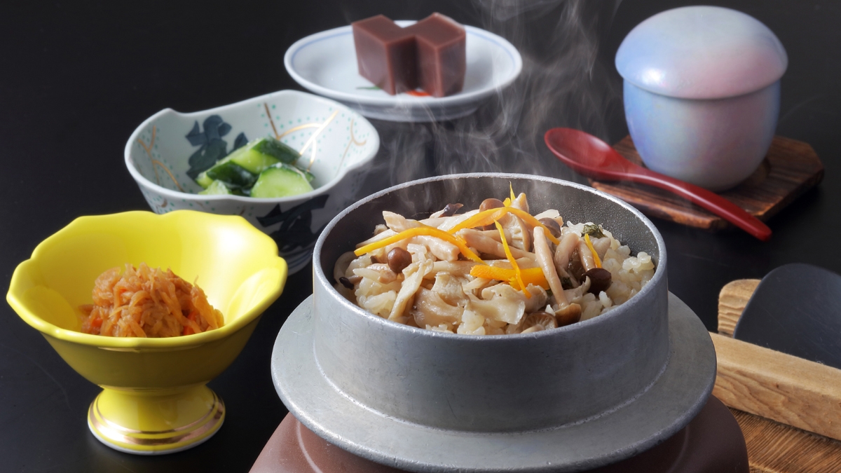 【1日3組限定】ASAKASO×湯のやど楽山〜二つの宿を一度に味わえる＜1泊3食付の特別プラン＞