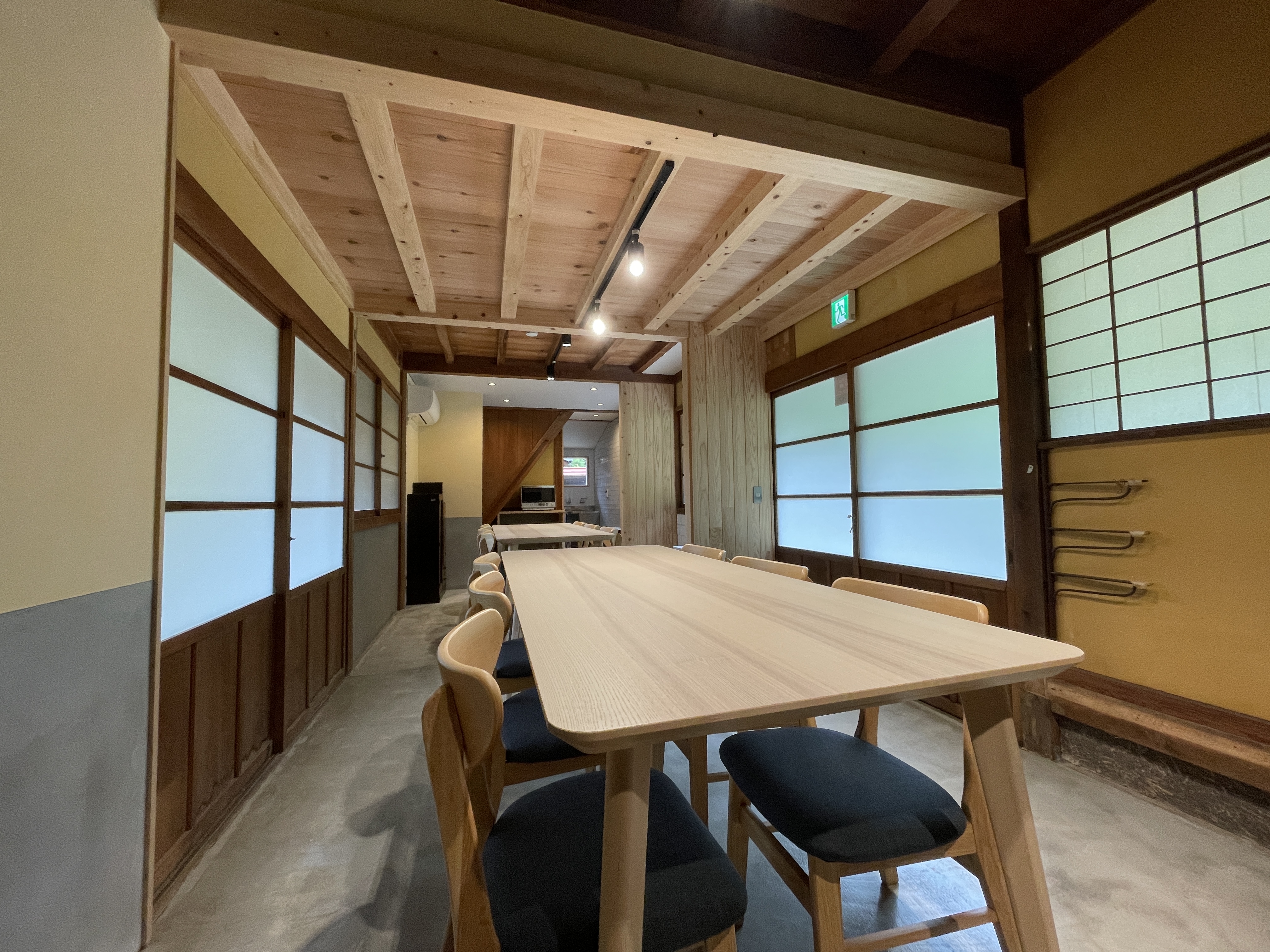 UMEYAMA棟　ダイニングイメージ※チェックイン後に車で5分程度移動