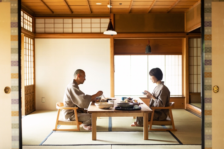 落ち着いた朝食を