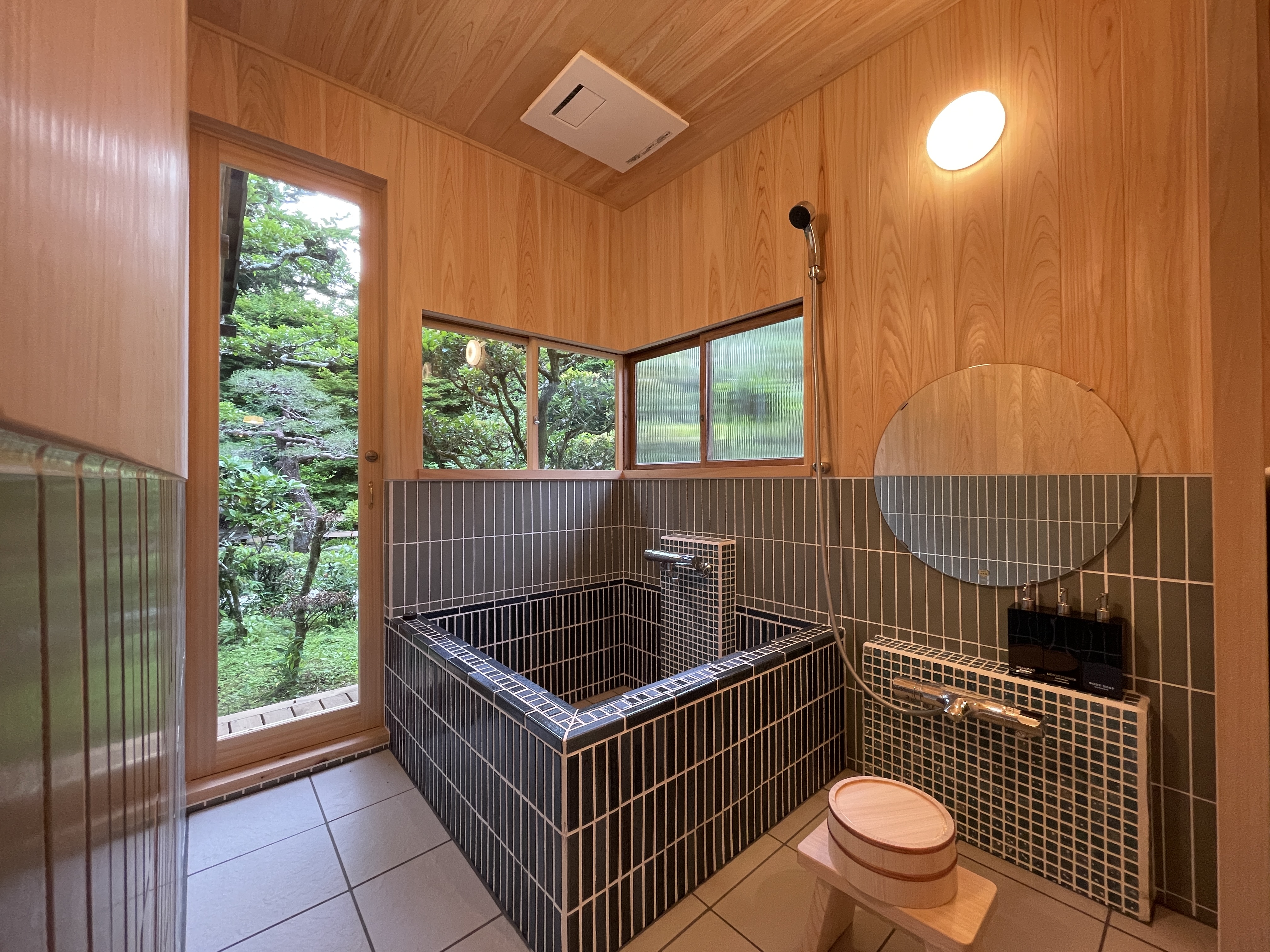 UMEYAMA棟　お風呂イメージ※チェックイン後に車で5分程度移動