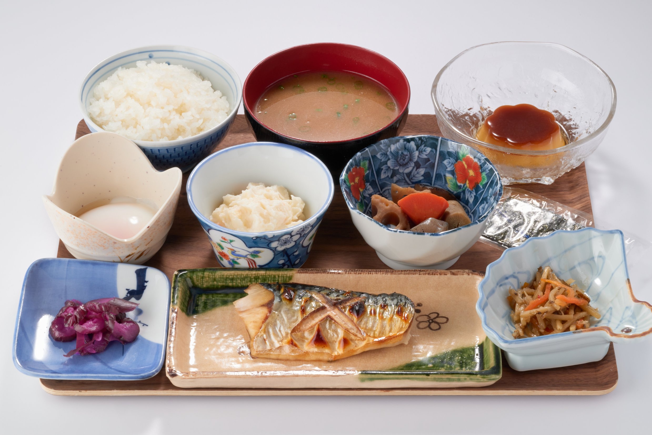 【2食付】選べる飛騨牛メイン料理｜焼肉御膳・すき焼き鍋御膳から選択／貸切露天風呂無料