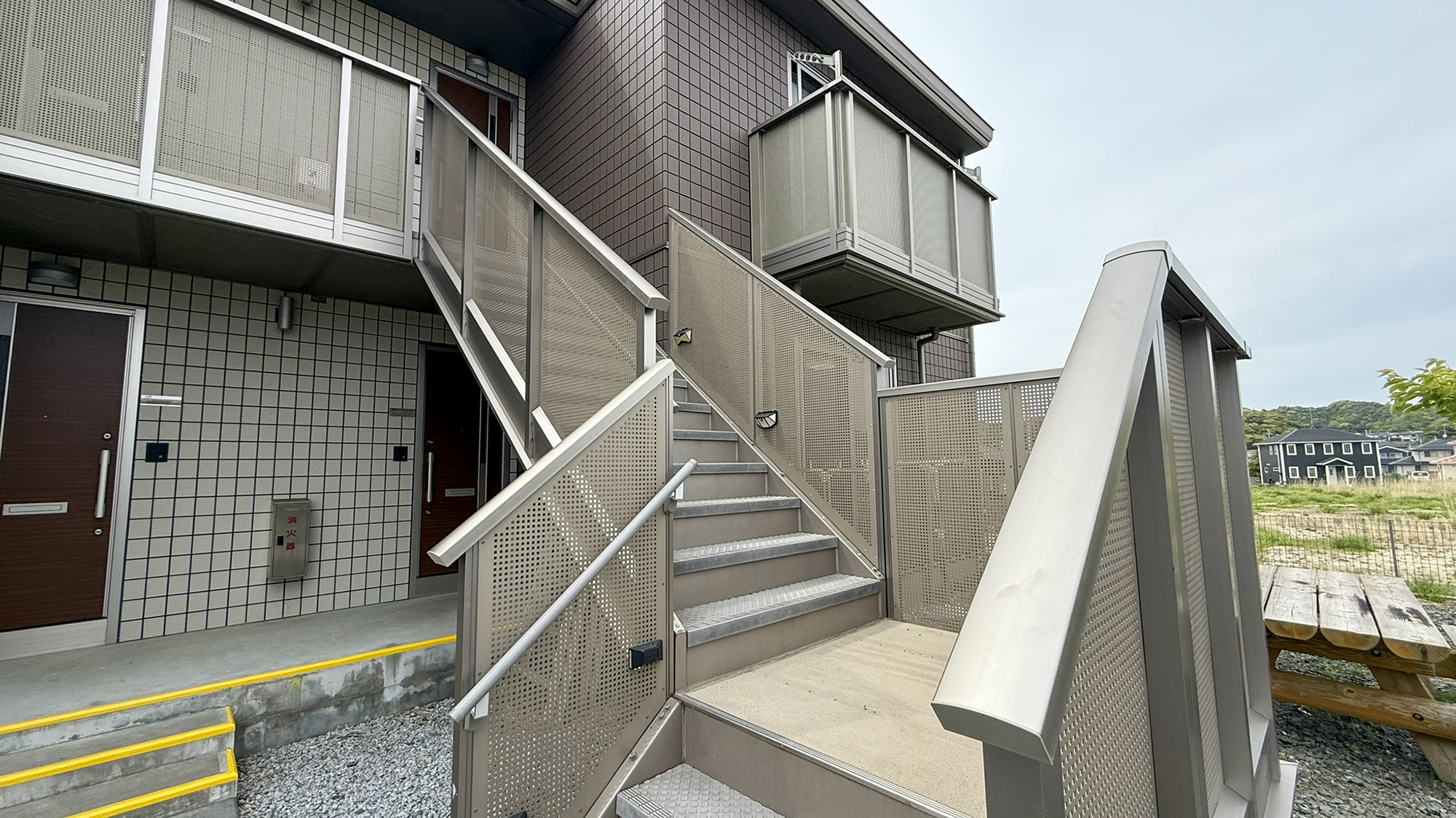 #アパート◆お荷物が多い方や足が不自由な方は1階のお部屋をお選びください