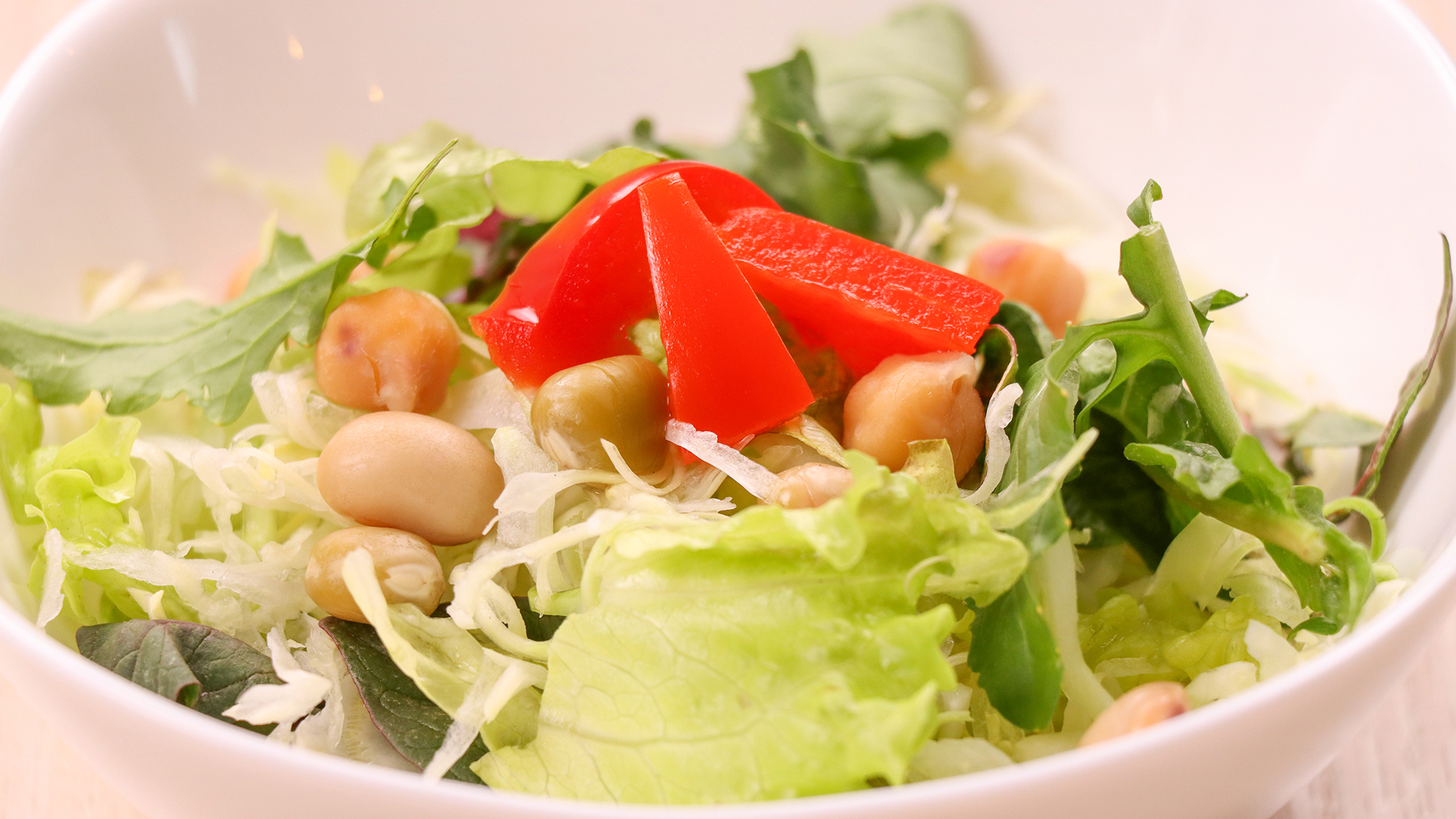 #朝食◆栄養豊富なミックスビーンズとキャベツのサラダになります