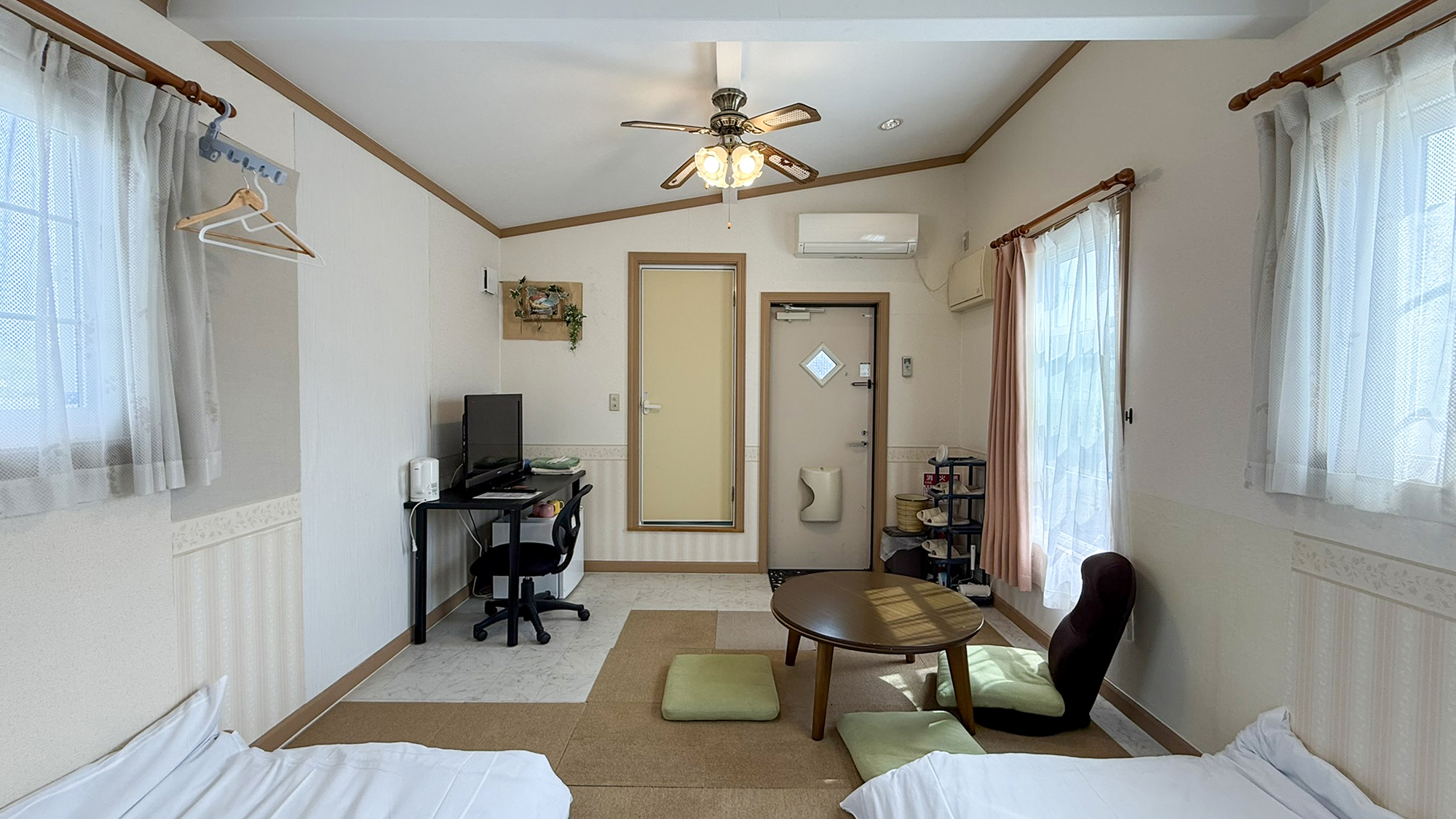 #トレーラー◆波音を聞きながらレトロな雰囲気のトレーラーハウスで異国感を味わえます