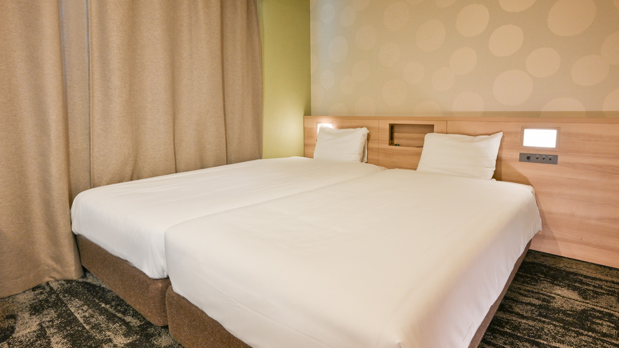 デラックスツインルーム <禁煙NO-smoking> 17㎡