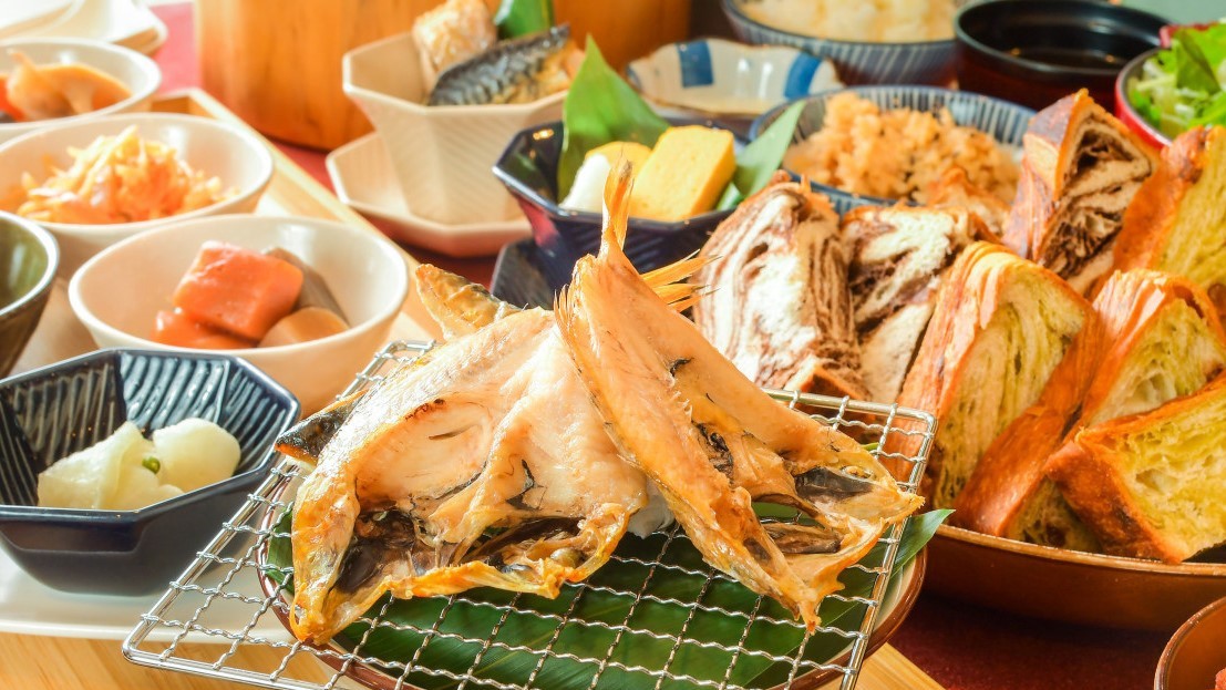 ②当館自慢の「のどぐろ」にの干物はその場で焼いていただけます♪