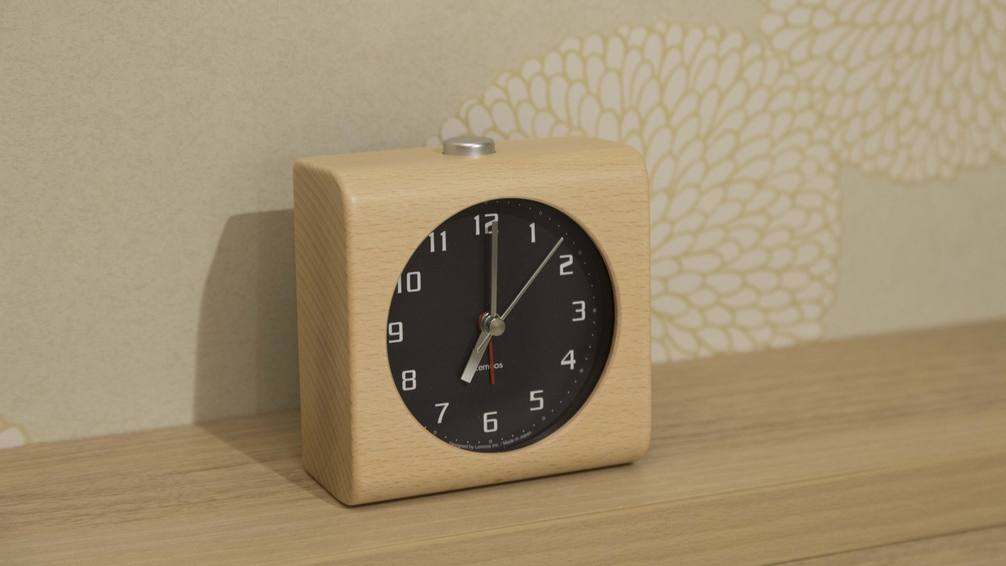 置時計(アラーム機能付き)