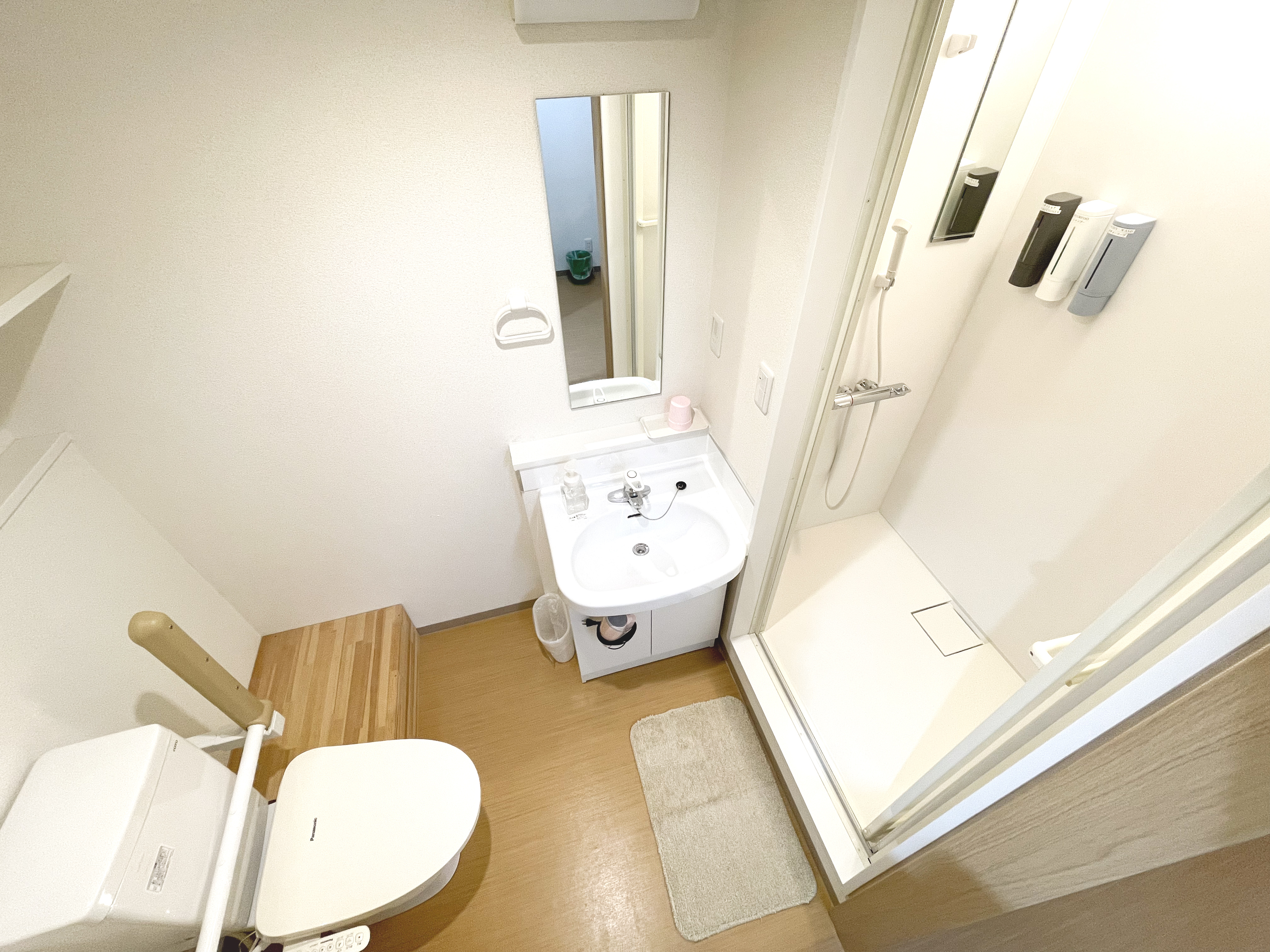 シャワーユニット