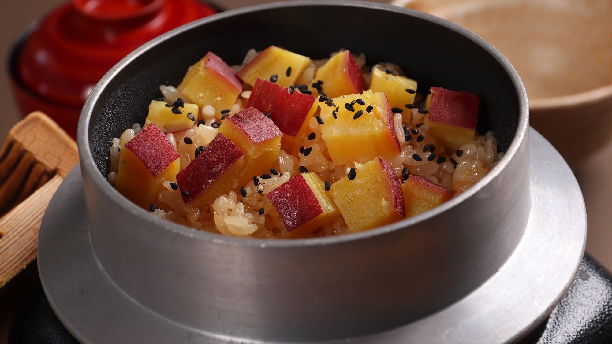 【さっぽろ再発見】道産牛が味わえる隠れ家温泉で極上の非日常をご体験下さい【２食付】