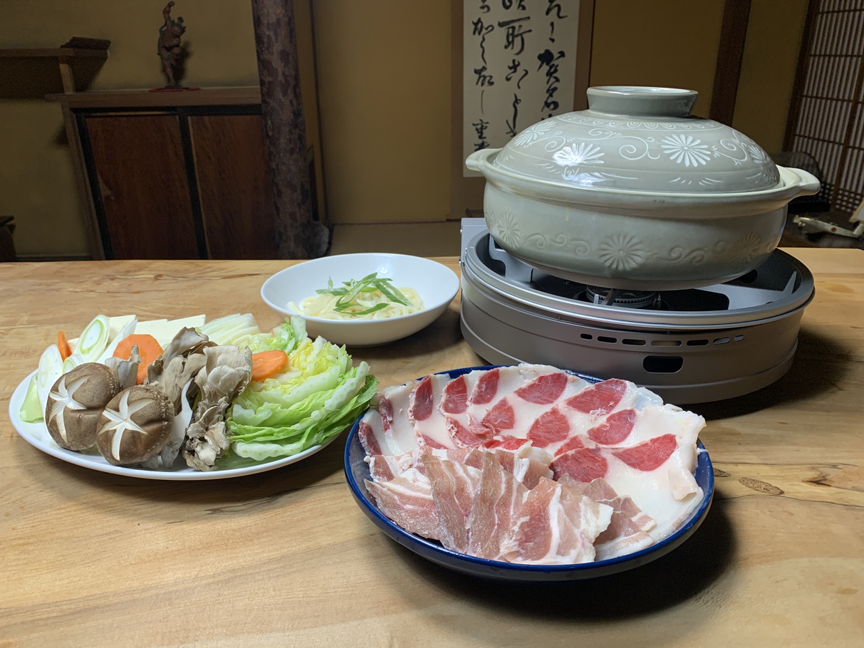 【愛犬と泊まれる一棟貸切／夕朝食付】熊＆猪鍋＜熊を喰らう＞宿泊プラン