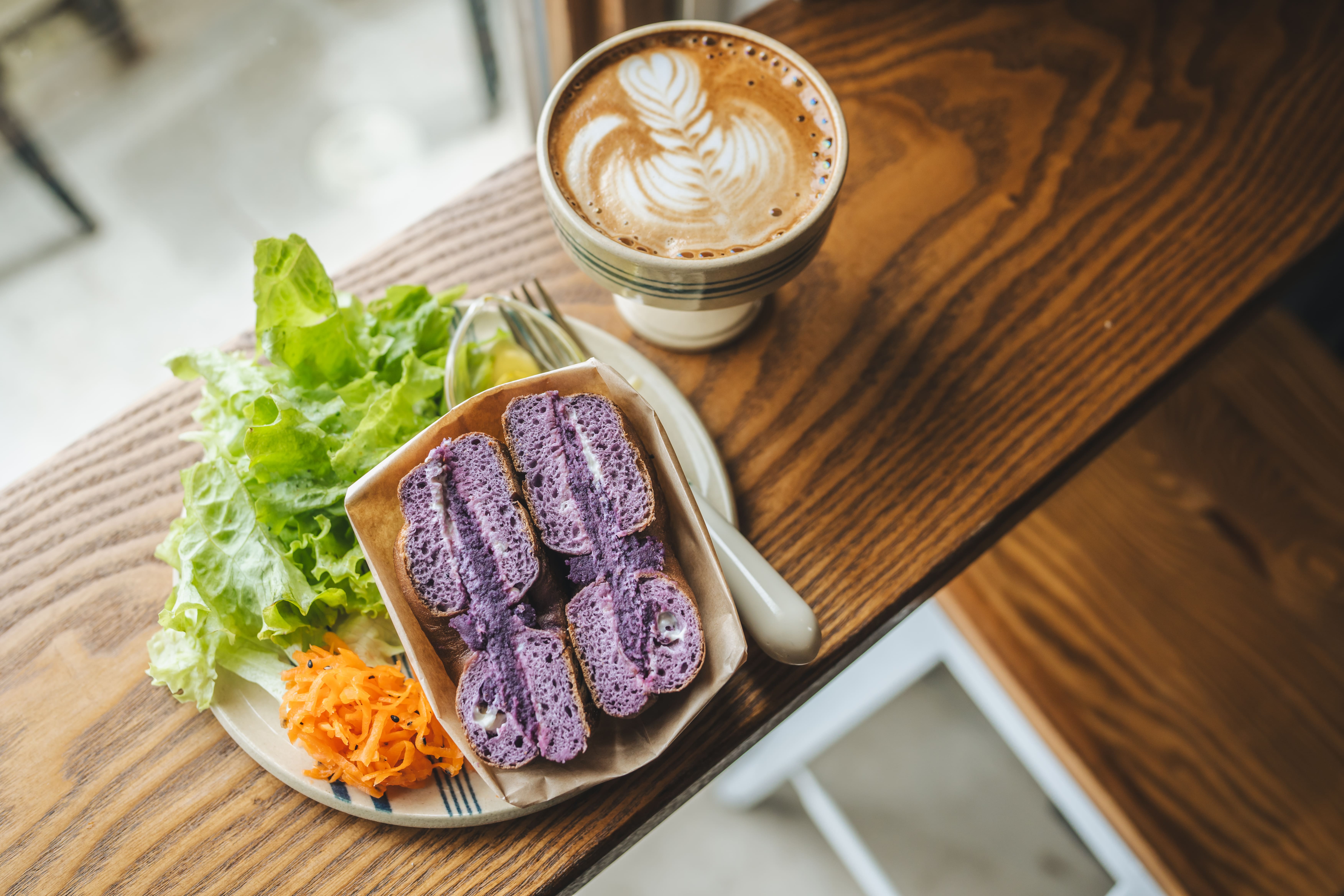 【選べる朝食-Margiche Coffee x Bagel】[お車で4分/徒歩13分]　