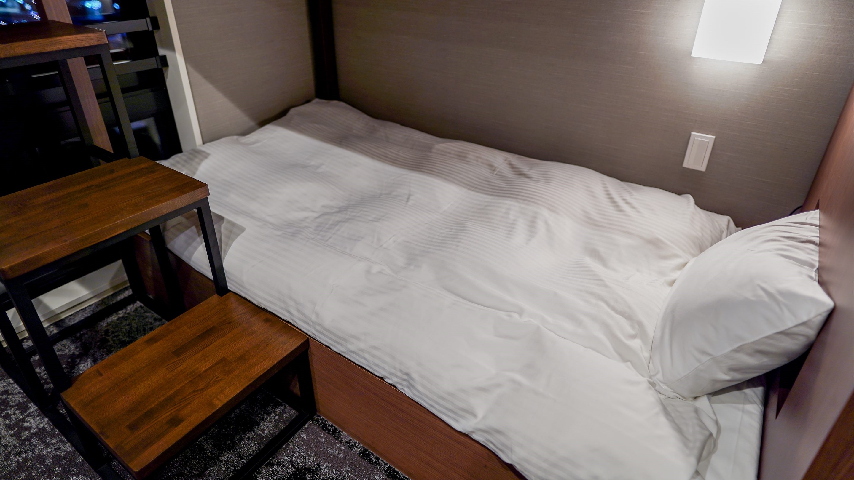 【２段ベッド2台】シティアパートメント