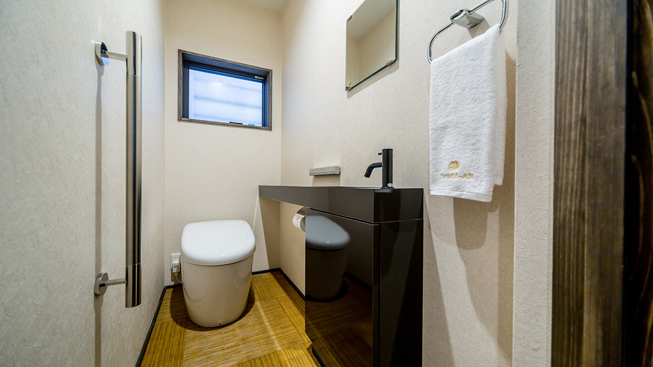 2階：トイレ