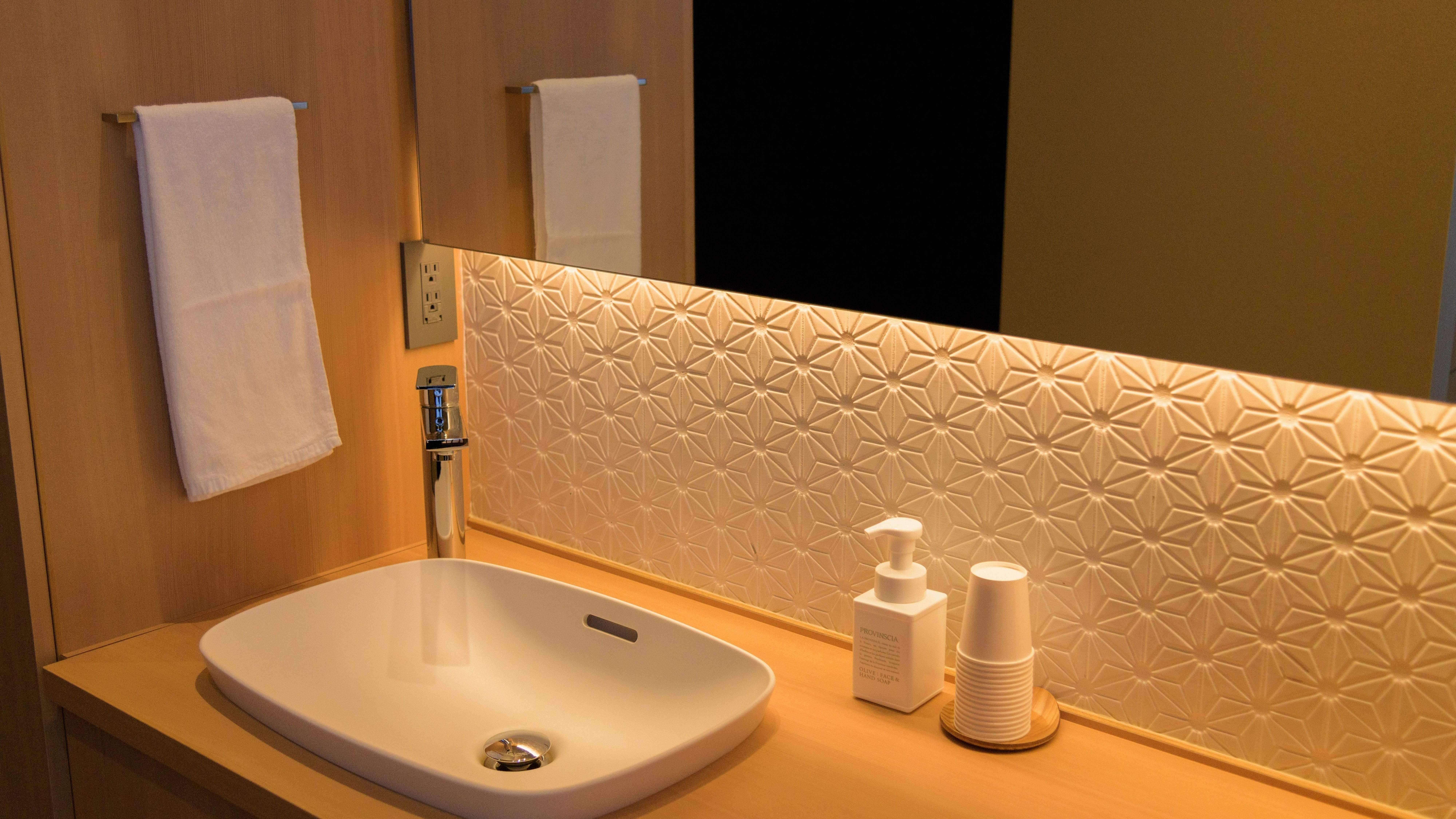 【プレミアムクラスルーム】洗面台