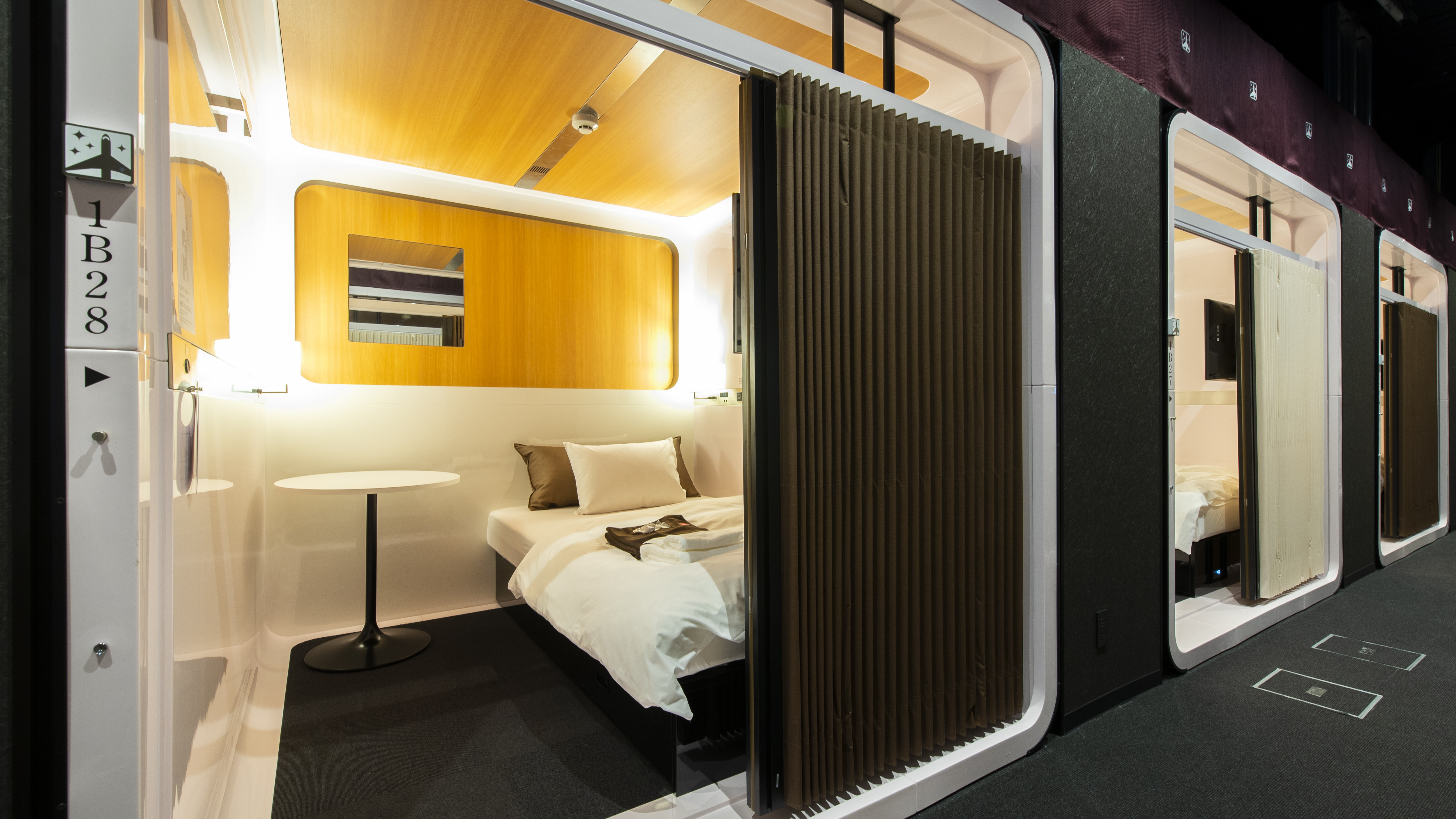 ファーストクラスキャビン