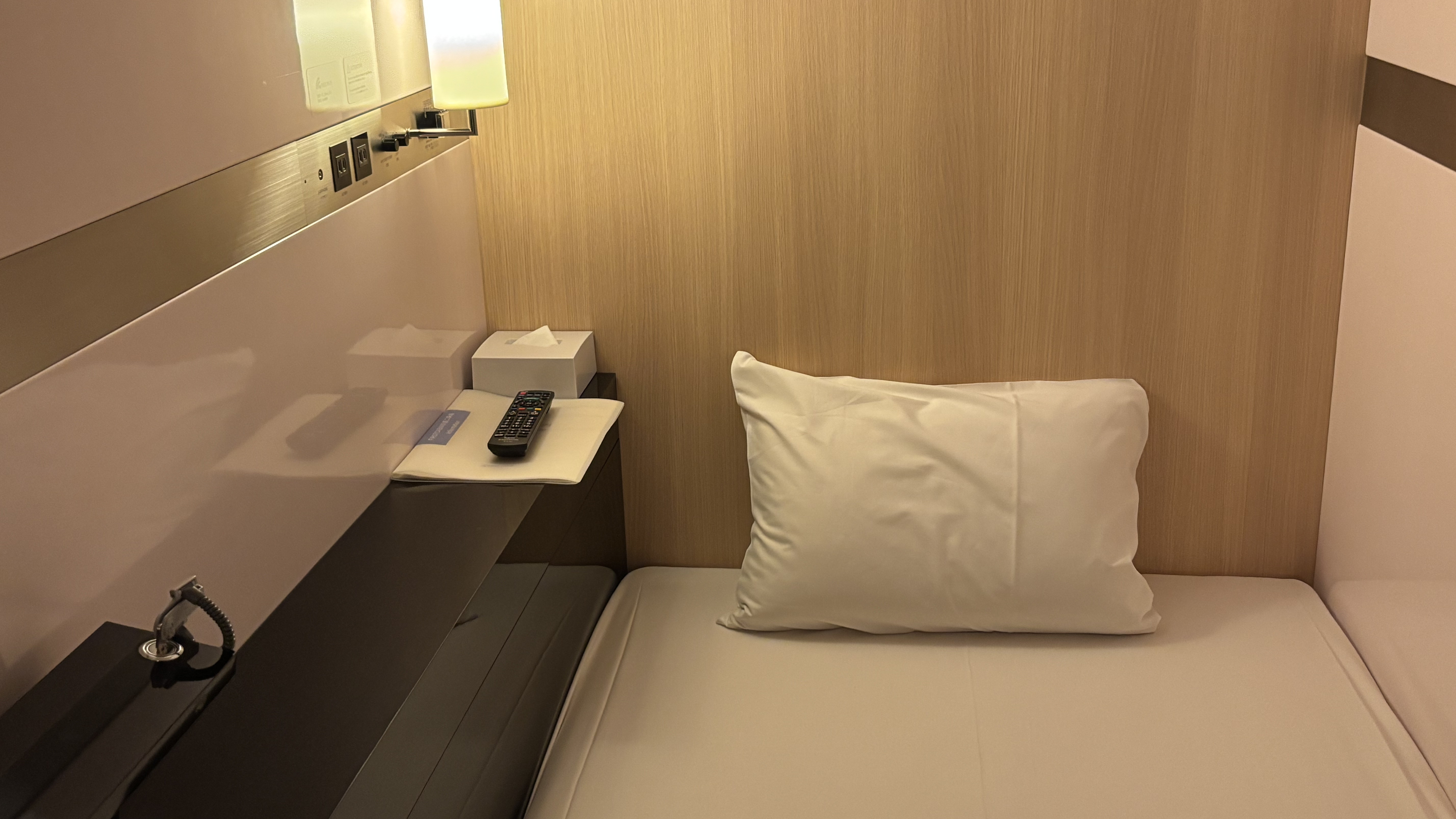 ビジネスクラスキャビン