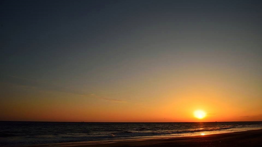 御前崎夕日☆海に沈むこの景色は格別！！オススメです♪