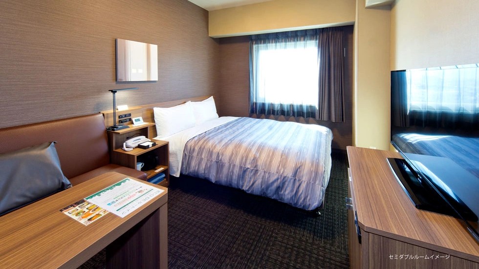 スタンダードセミダブルルーム
