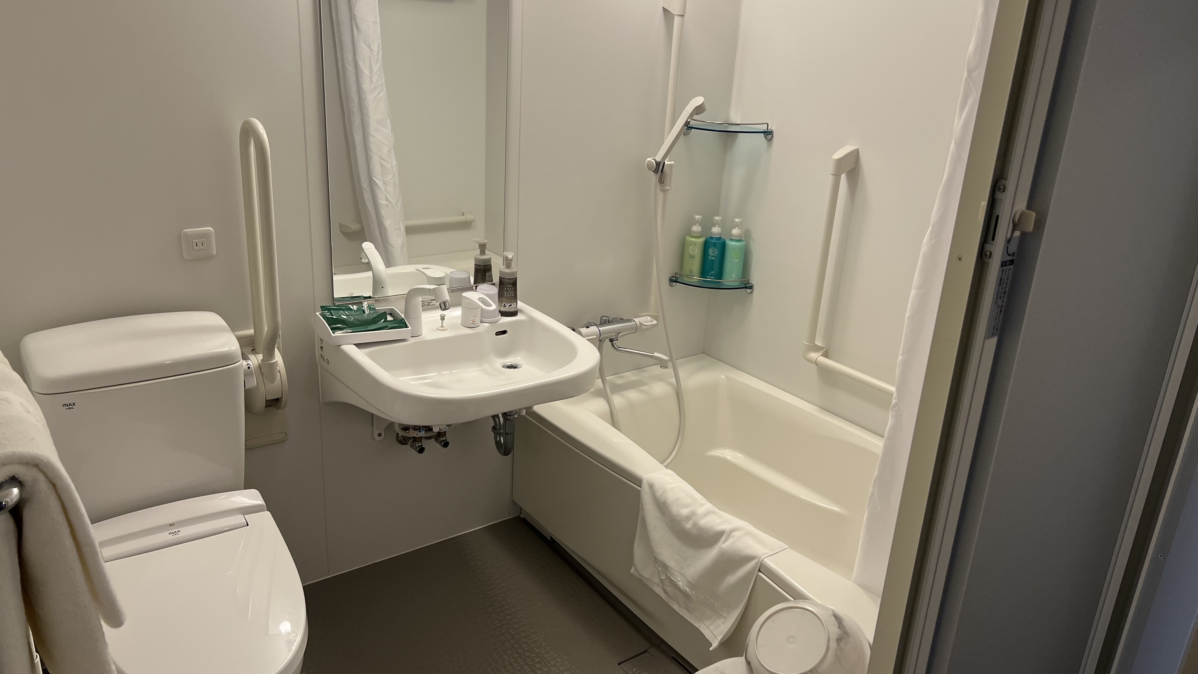 バリアフリールーム（ユニットバス）