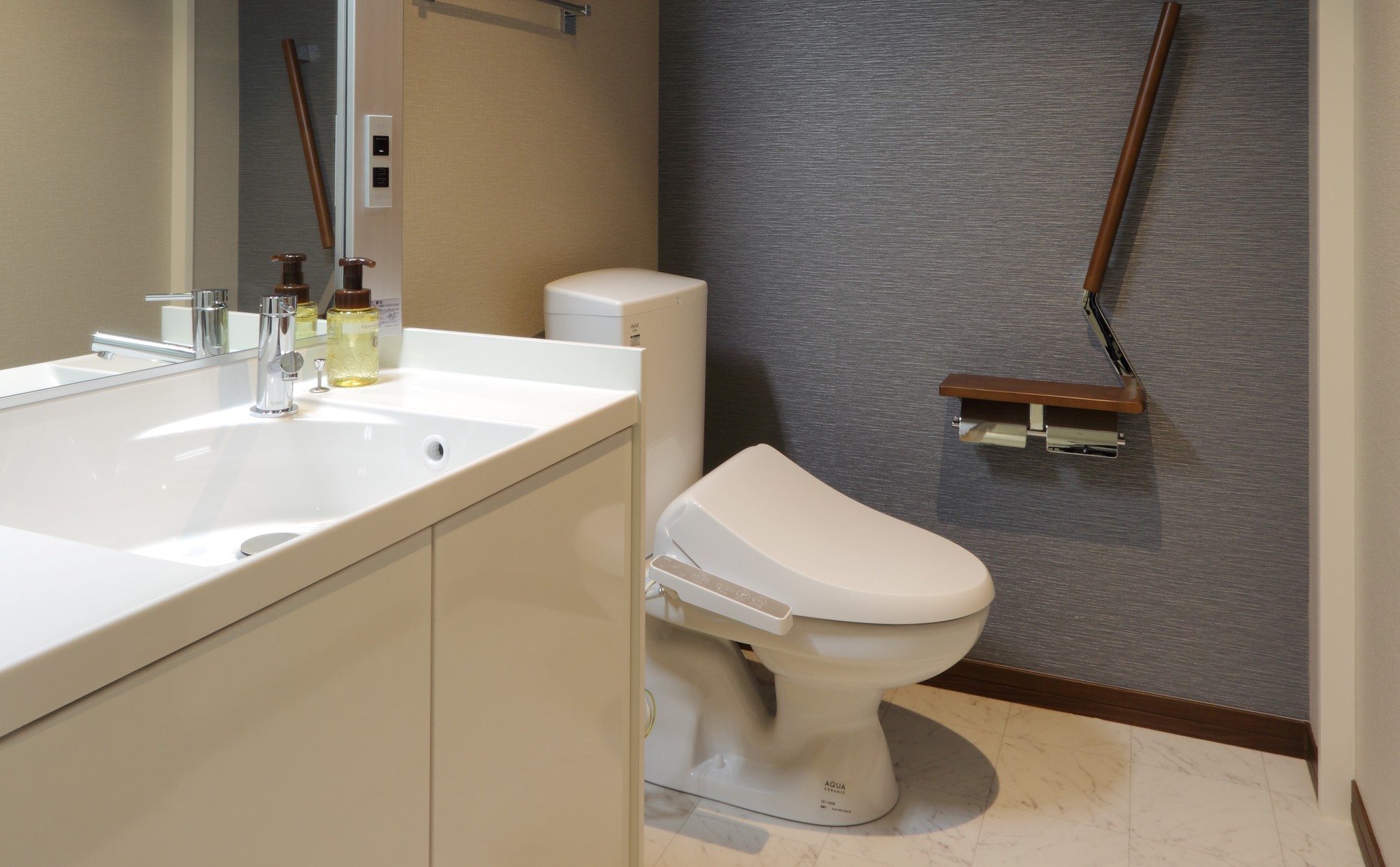 客室一例／トイレ